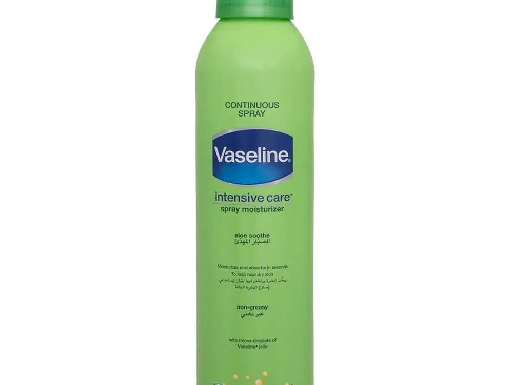اسپری لوسیون بدن وازلین حاوی عصاره الوئه ورا Aloe smooth حجم 190 میل